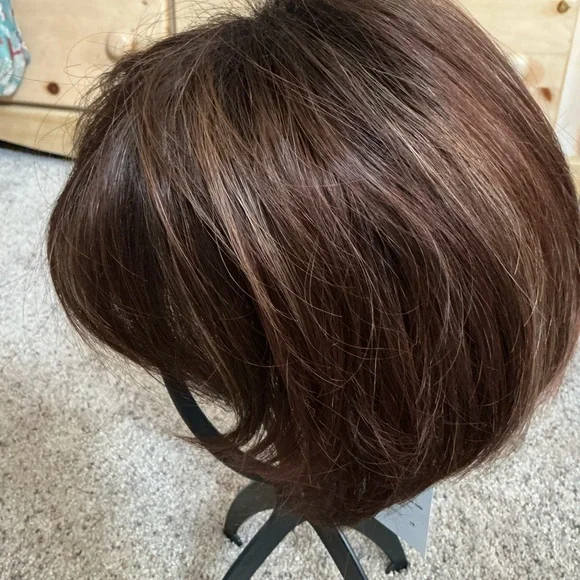 Charlie Wig
Auburn Sugar Rooted color - Picture 7 of 9